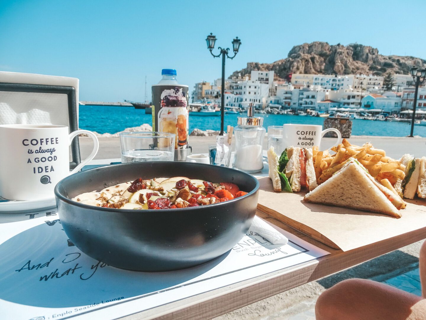 Ontbijten En Plo Karpathos