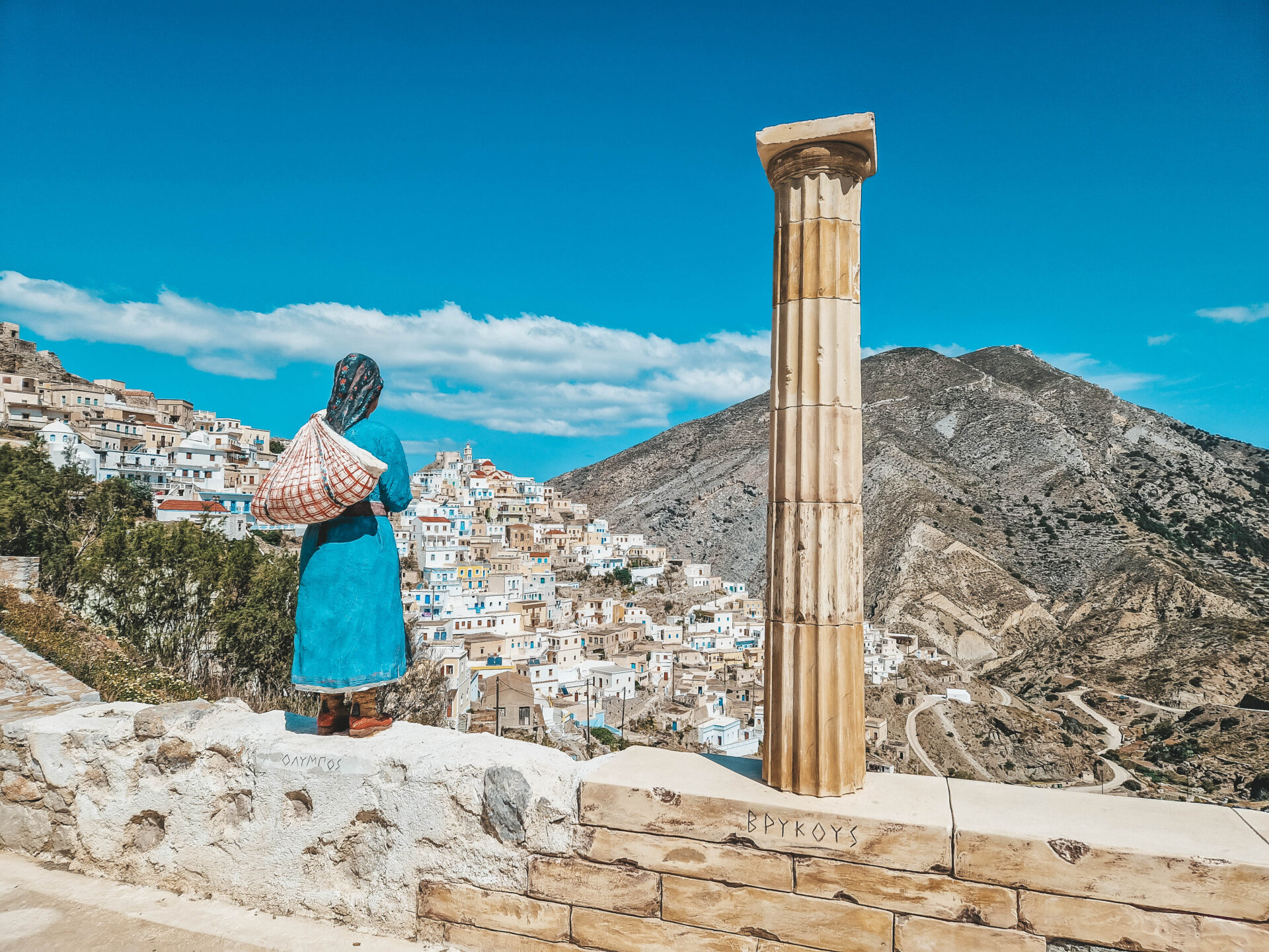 Uitzicht op het bergdorp Olympos op Karpathos