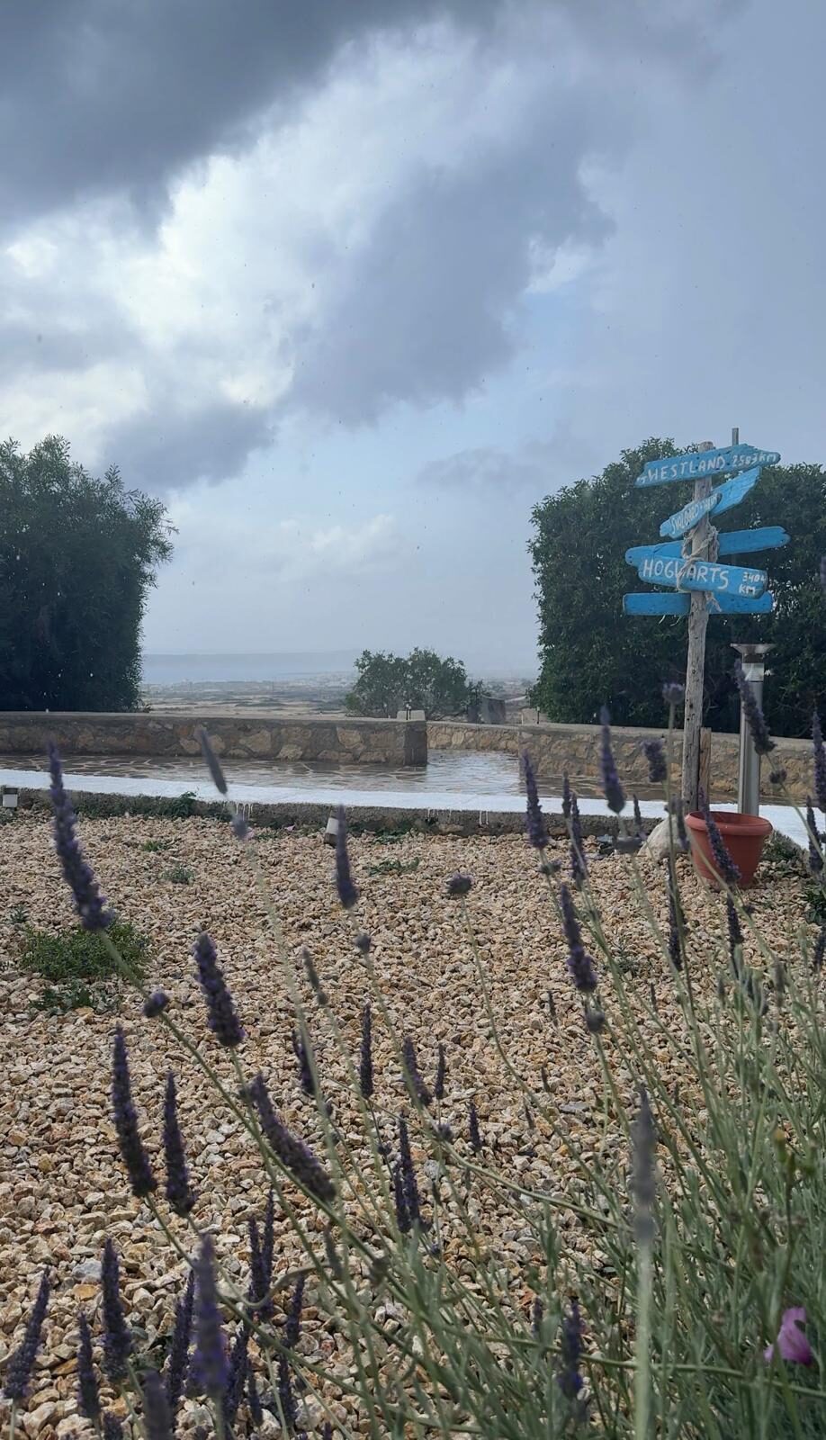 Karpathos in juni met slect weer en veel wind